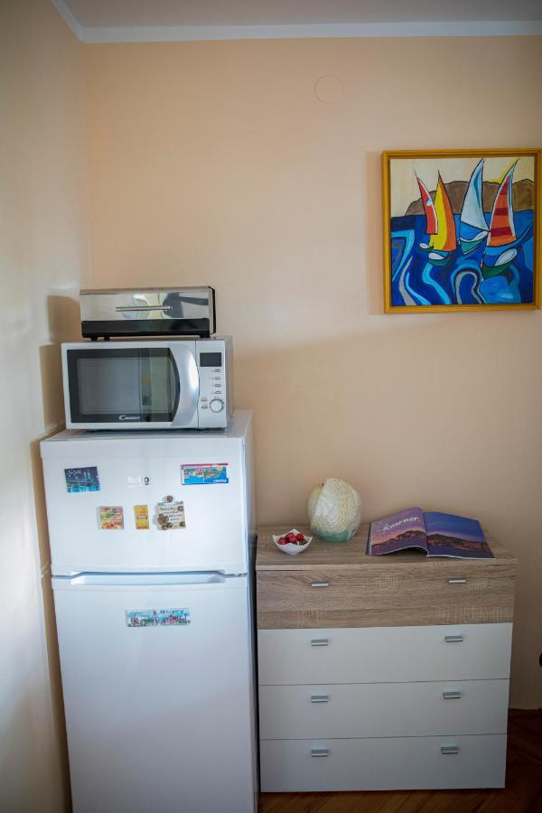 Studio Apartman Meli ริเยกา ภายนอก รูปภาพ