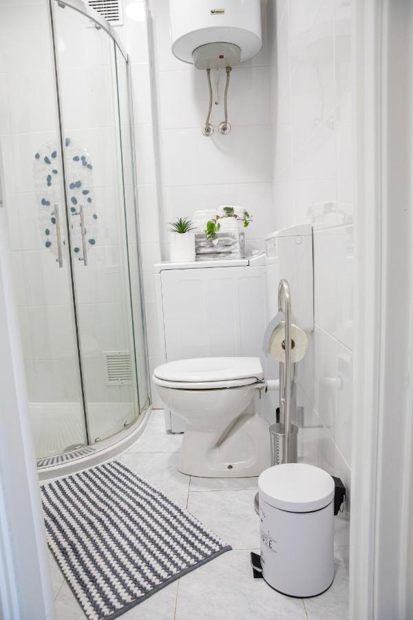 Studio Apartman Meli ริเยกา ภายนอก รูปภาพ
